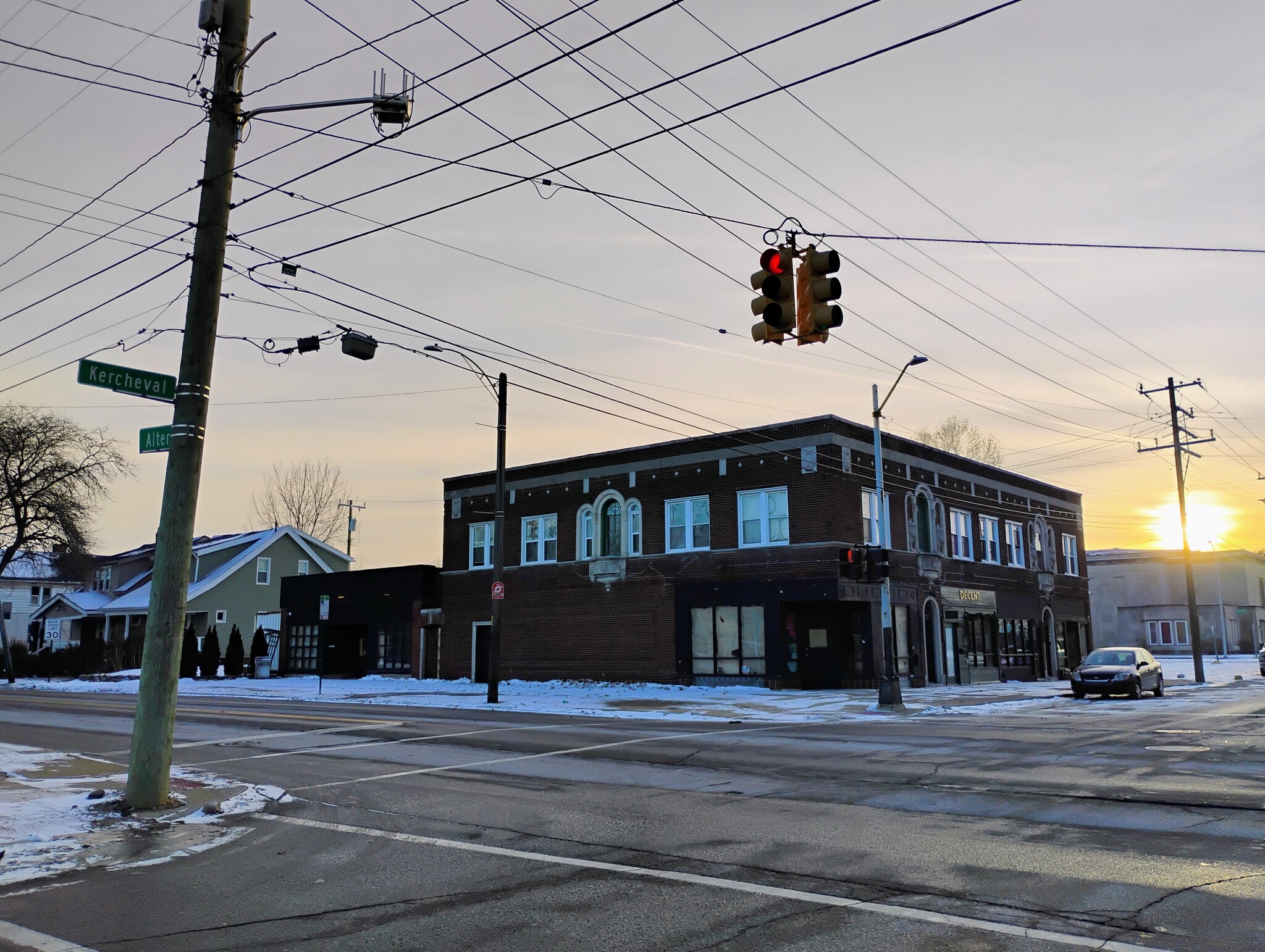 14820-14840 Kercheval St, Detroit, MI à vendre Photo principale– Image 1 sur 17