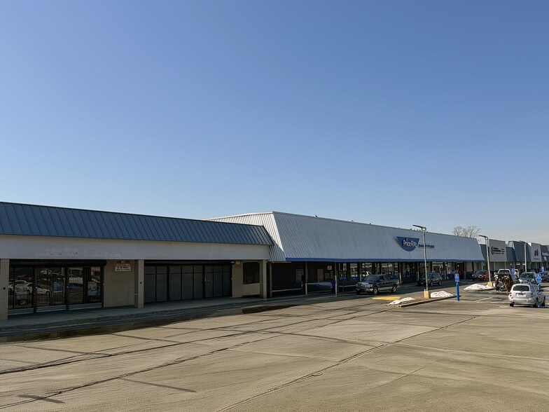 180 Boston Ave, Bridgeport, CT à louer - Photo de l’immeuble – Image 2 sur 7