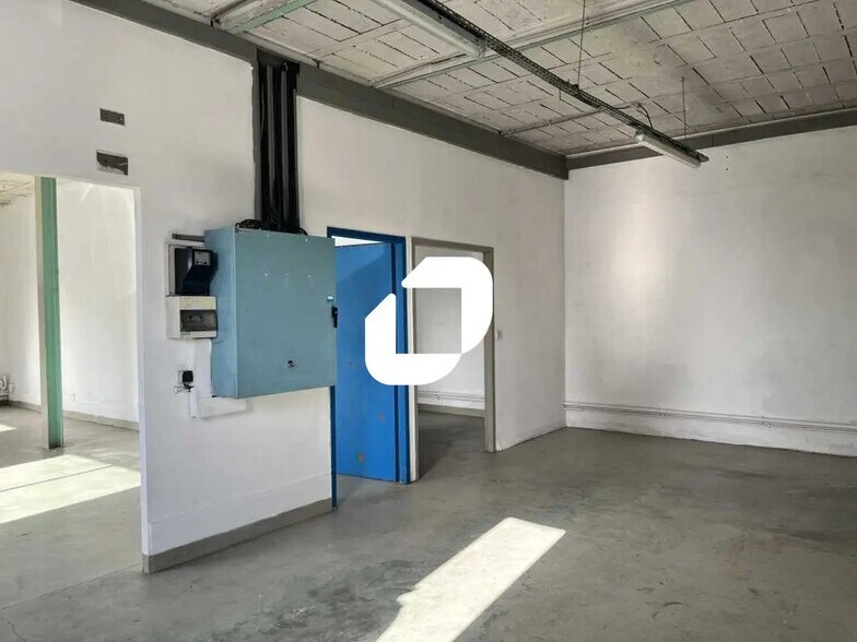 Bureau dans Bègles à louer - Photo de l’immeuble – Image 3 sur 4