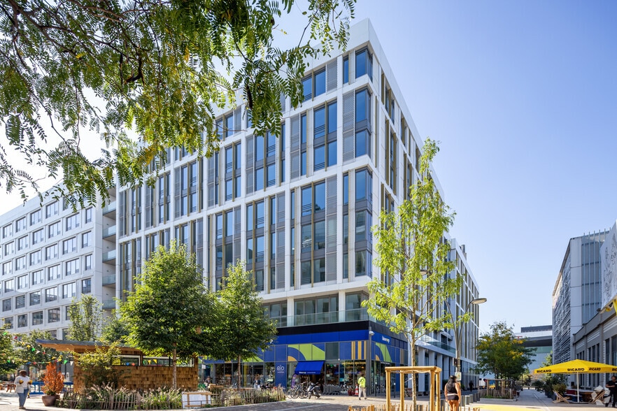 13 Rue De L'Hippodrome, Saint-Ouen-sur-Seine à louer - Photo principale – Image 1 sur 2