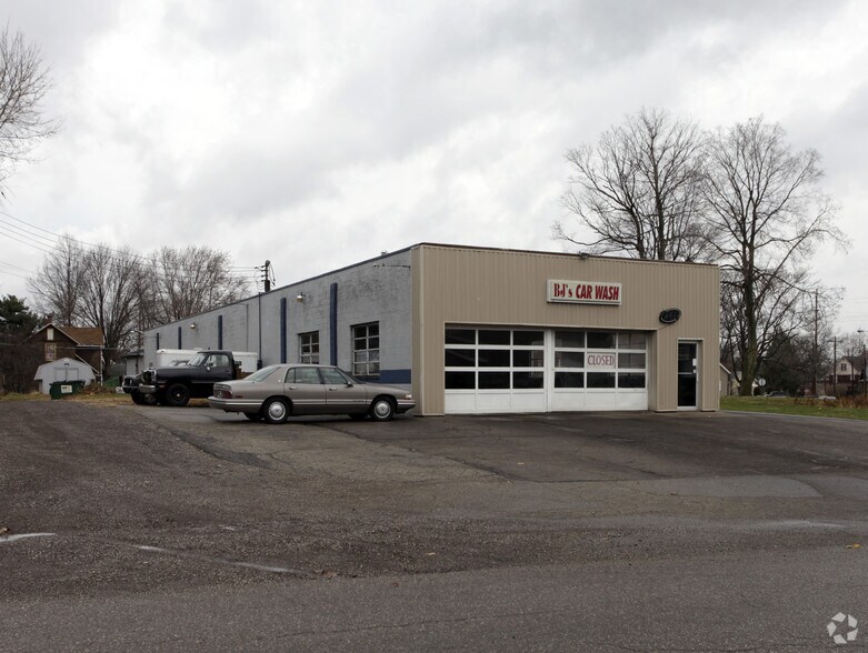 44 E Harrison St, Alliance, OH à vendre - Photo de l’immeuble – Image 3 sur 3