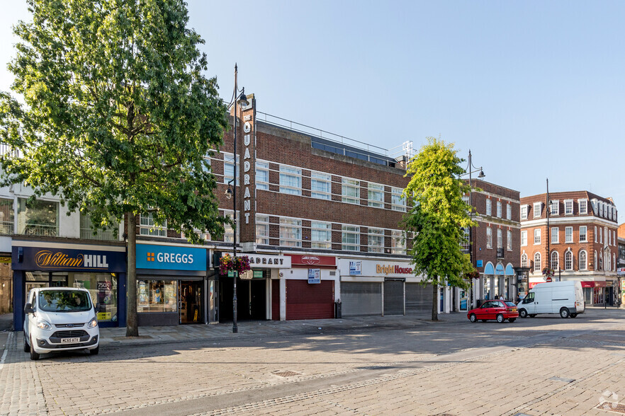 1-3 Quadrant Arcade, Romford à vendre - Photo de l’immeuble – Image 3 sur 19