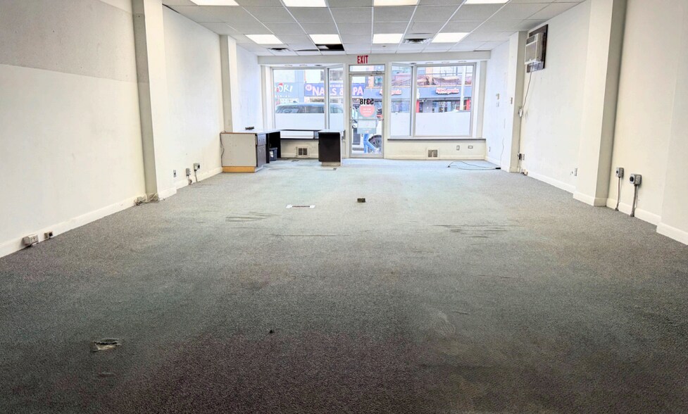 5318 Yonge St, Toronto, ON à louer - Photo intérieure – Image 3 sur 4