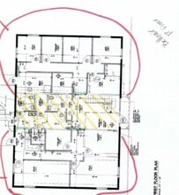 575 Indian Rocks Rd N, Belleair Bluffs, FL à louer Plan d’étage– Image 2 sur 3