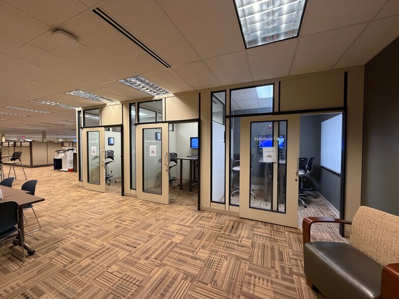 985 Gezon Pky SW, Grand Rapids, MI à louer - Photo intérieure – Image 3 sur 5