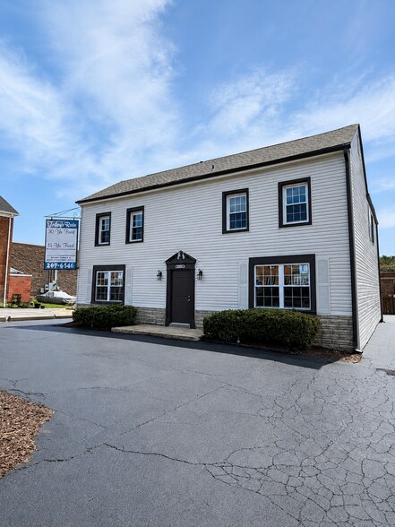 14346 Manchester Rd, Manchester, MO à louer - Photo de l’immeuble – Image 1 sur 16