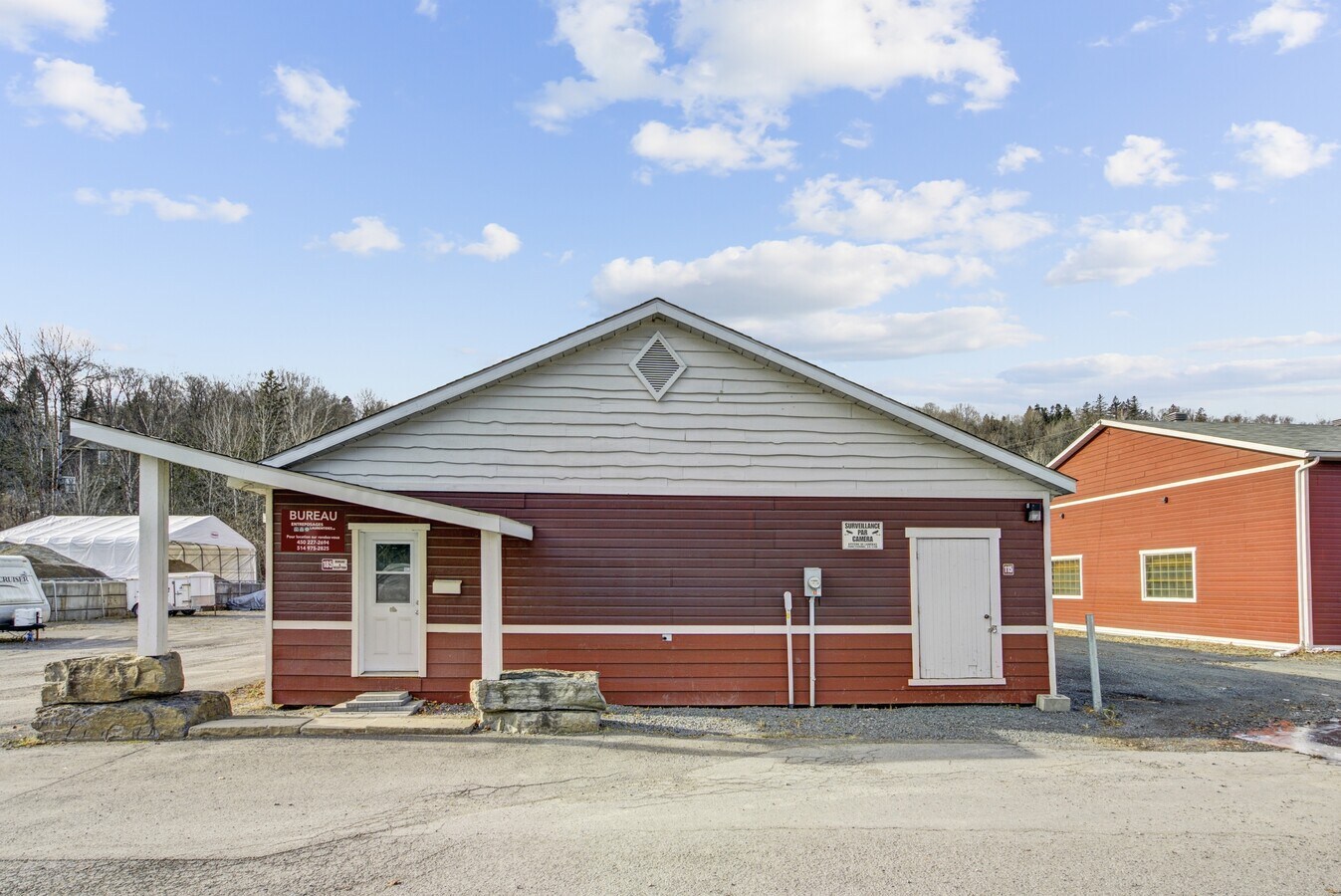 View Photo
