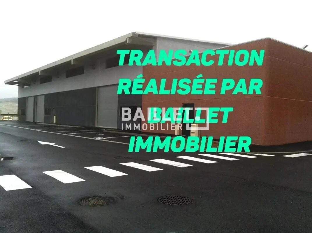 Industriel/Logistique dans Montauroux à louer Photo de l’immeuble– Image 1 sur 14