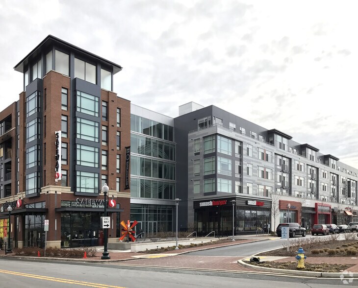 1801 Chapman Ave, Rockville, MD à louer - Photo de l’immeuble – Image 3 sur 5