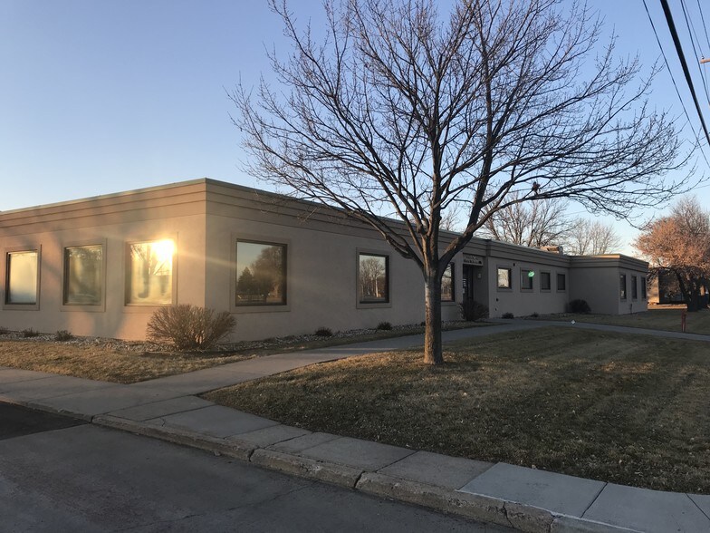 711 N Lake Ave, Sioux Falls, SD à louer - Photo principale – Image 1 sur 7