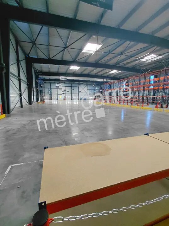 Plus de détails pour Local d'activités à louer