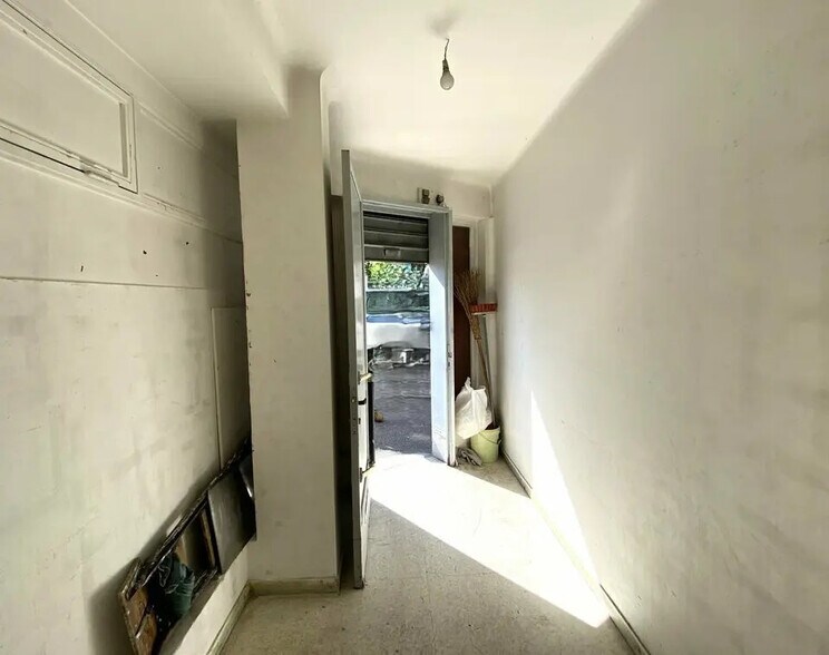 Local commercial dans Nice à vendre - Photo intérieure – Image 3 sur 3