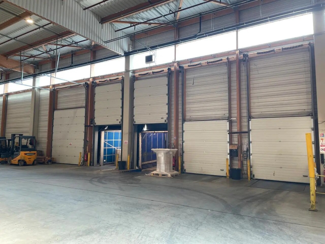 Industriel/Logistique dans Saint-Geours-de-Maremne à vendre Photo principale– Image 1 sur 14