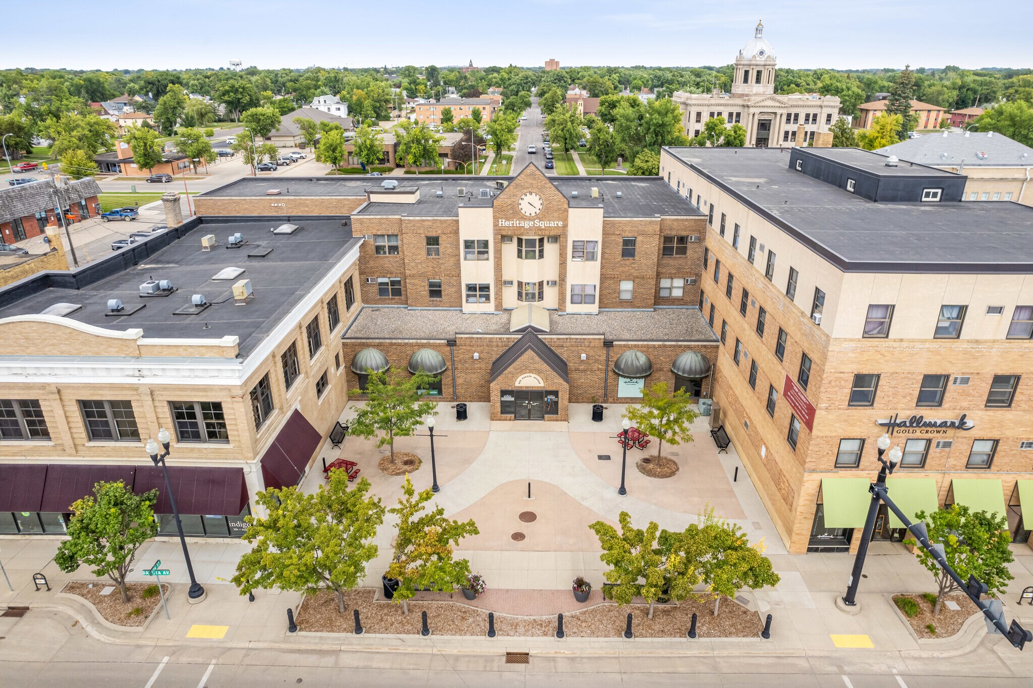 500 Dakota Ave, Wahpeton, ND à louer Photo principale– Image 1 sur 3