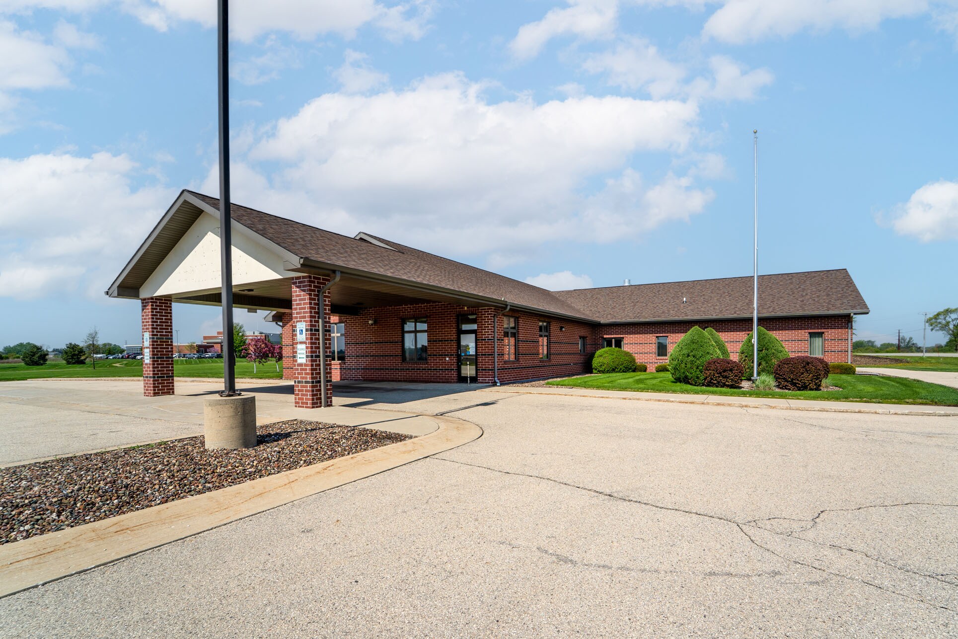 790 Eastgate Dr, Ripon, WI à vendre Photo de l’immeuble– Image 1 sur 42