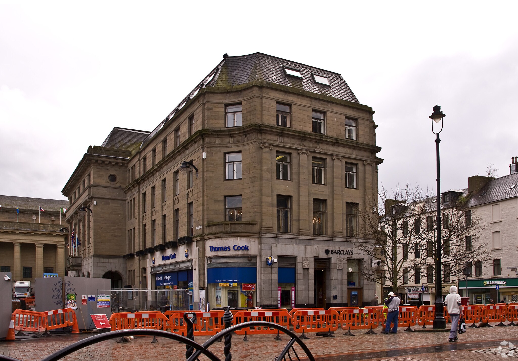 24 High St, Dundee à louer Photo principale– Image 1 sur 5
