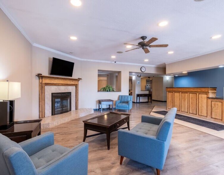 2702 S Franklin St, Kirksville, MO à vendre - Photo de l’immeuble – Image 2 sur 7