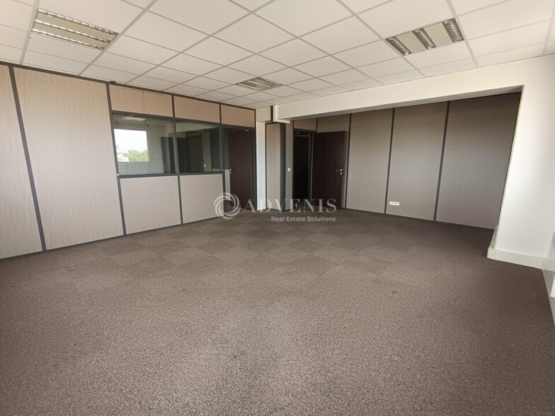 Bureau dans Lille à louer - Photo intérieure – Image 3 sur 11