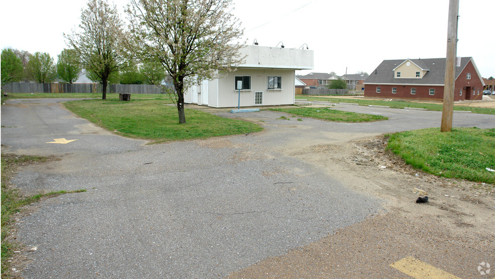 3030 Goodman Rd, Horn Lake, MS à louer - Photo principale – Image 3 sur 3