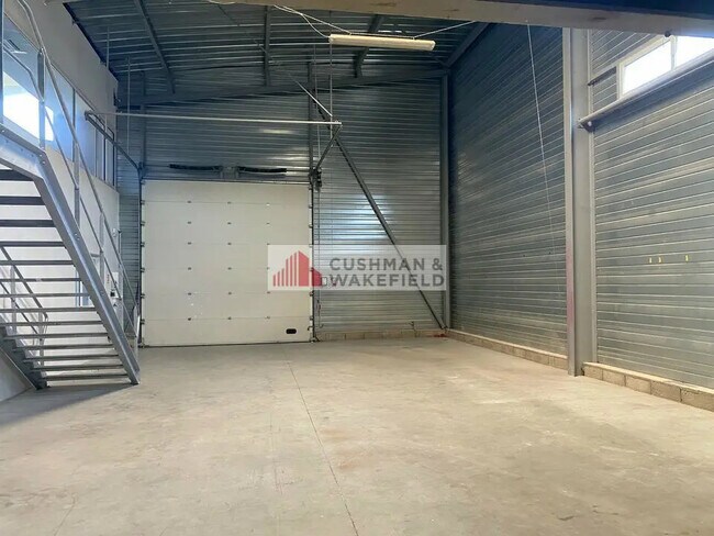 Plus de détails pour Local commercial à vendre