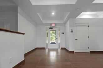 8709 Hunters Green Dr, Tampa, FL à louer Photo intérieure– Image 2 sur 24
