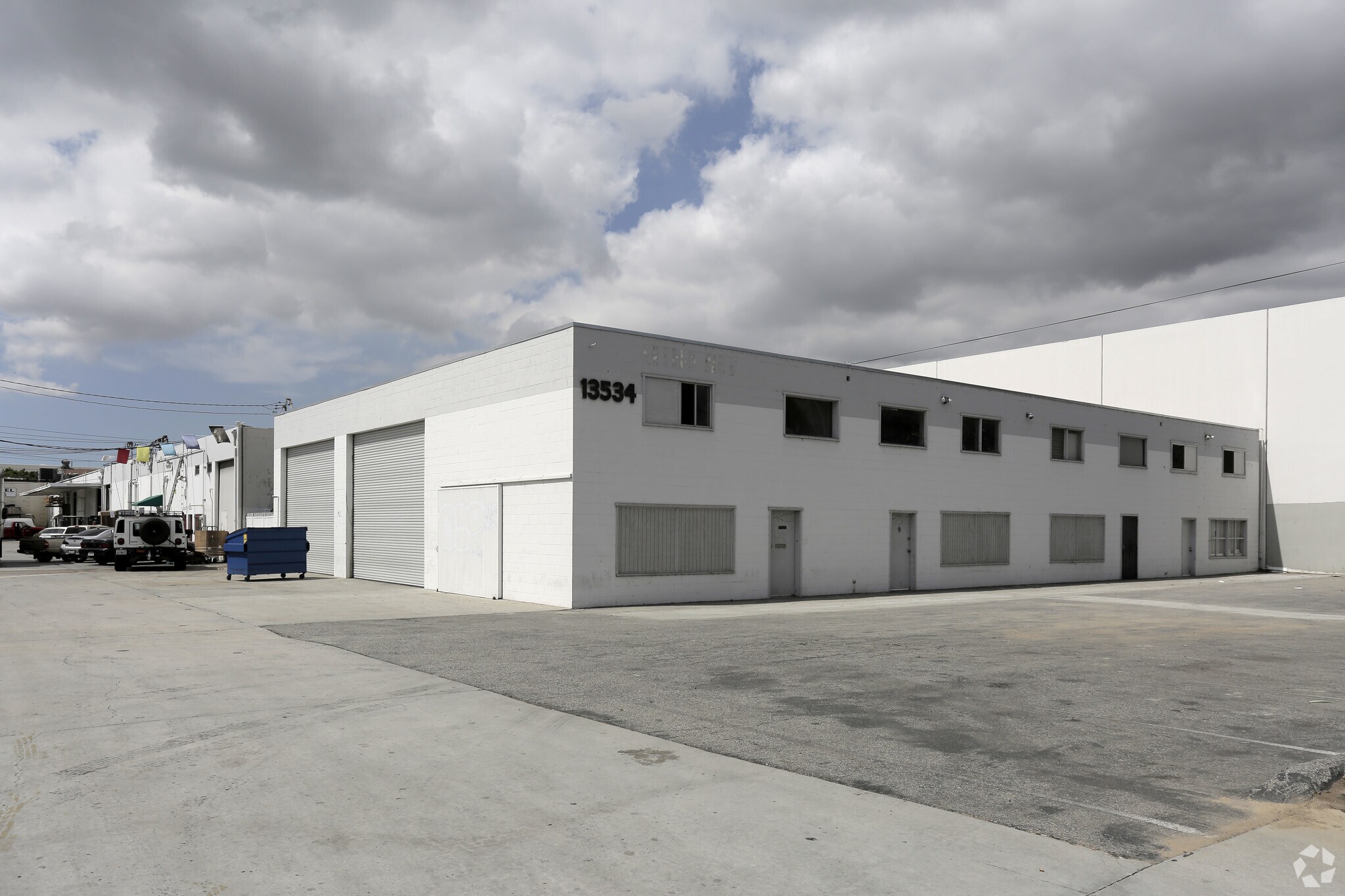 13534-13544 Imperial Hwy, Santa Fe Springs, CA à louer Photo principale– Image 1 sur 8