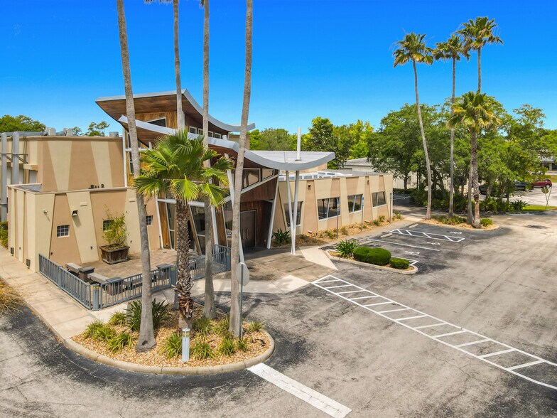 220 N Williamson Blvd, Ormond Beach, FL à vendre - Photo de l’immeuble – Image 2 sur 36