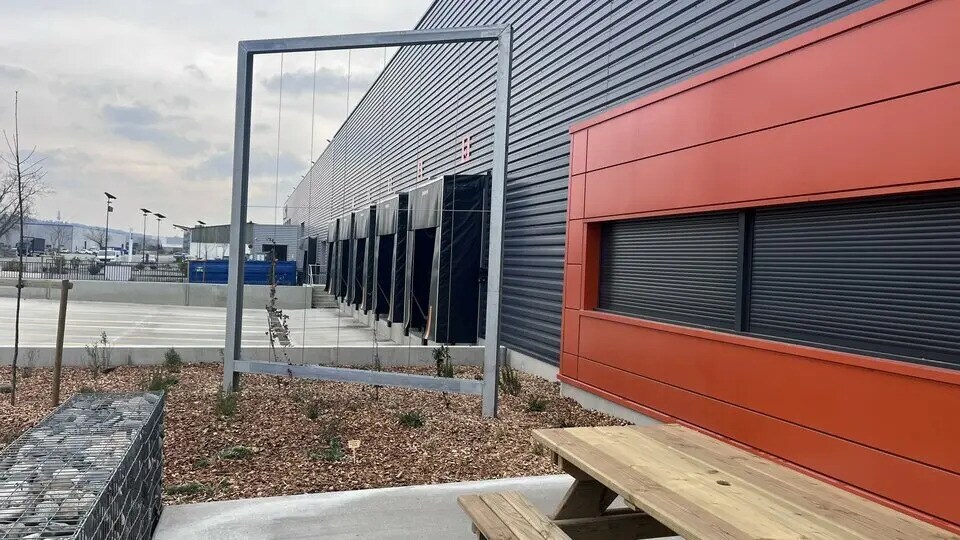 Industriel/Logistique dans Toulouse à louer - Photo de l’immeuble – Image 2 sur 8