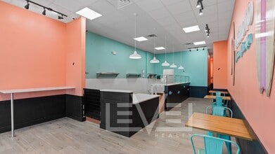 2701-2715 E Commercial Blvd, Fort Lauderdale, FL à louer Photo intérieure– Image 2 sur 12