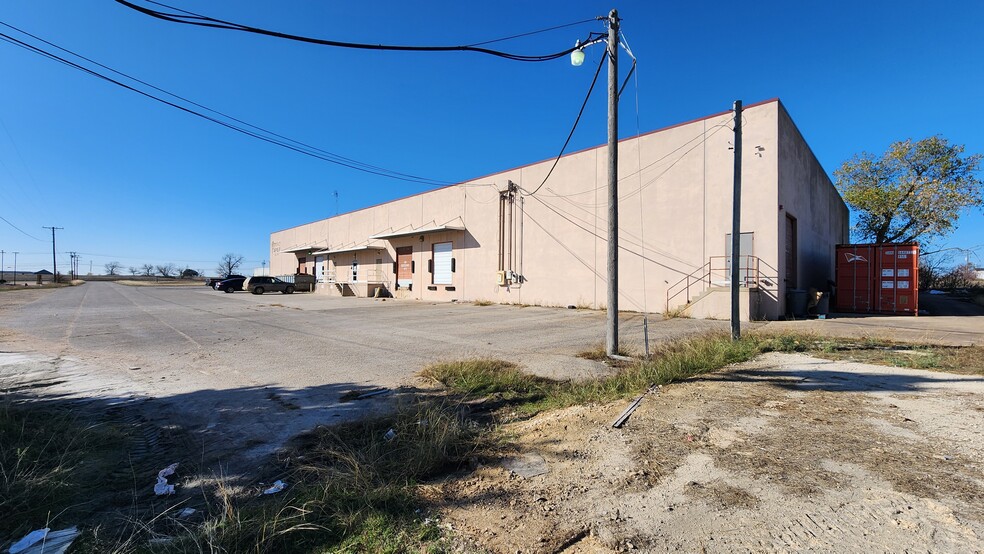 2400 Industrial Blvd, Temple, TX à louer - Photo de l’immeuble – Image 2 sur 12