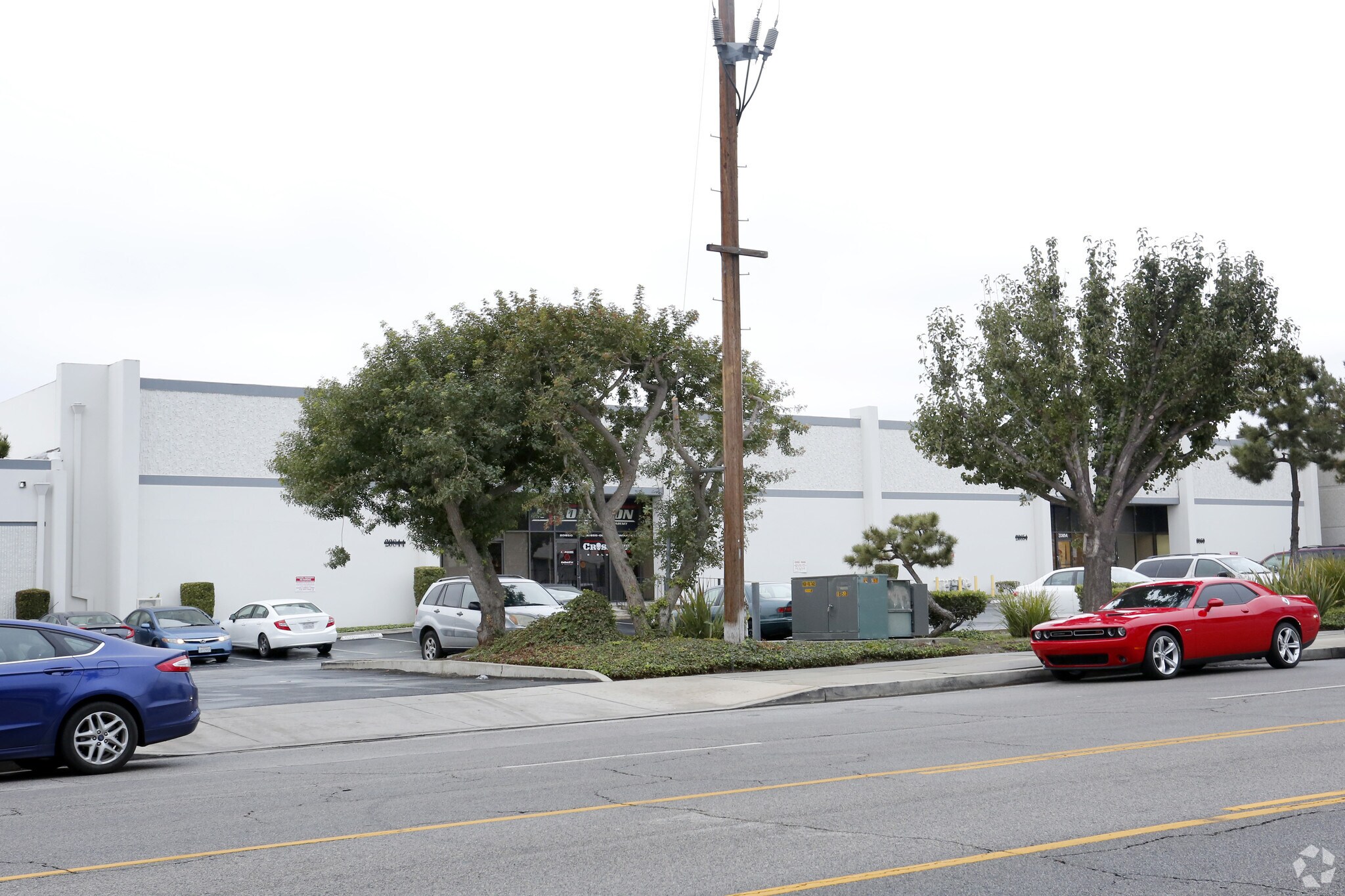 20844-20860 Plummer St, Chatsworth, CA à louer Photo principale– Image 1 sur 8