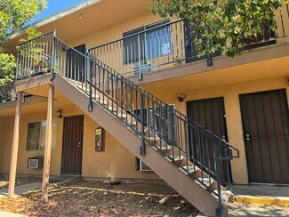 Plus de détails pour 3404 Helix St, Spring Valley, CA - Logement à vendre