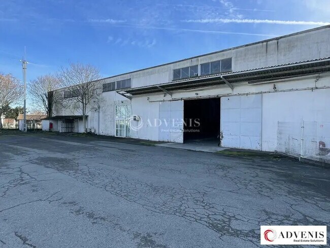 Plus de détails pour Industriel/Logistique à louer
