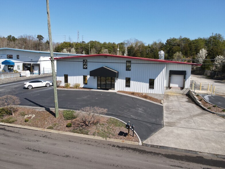 2029 Brookside Ln, Kingsport, TN à louer - Photo de l’immeuble – Image 2 sur 55
