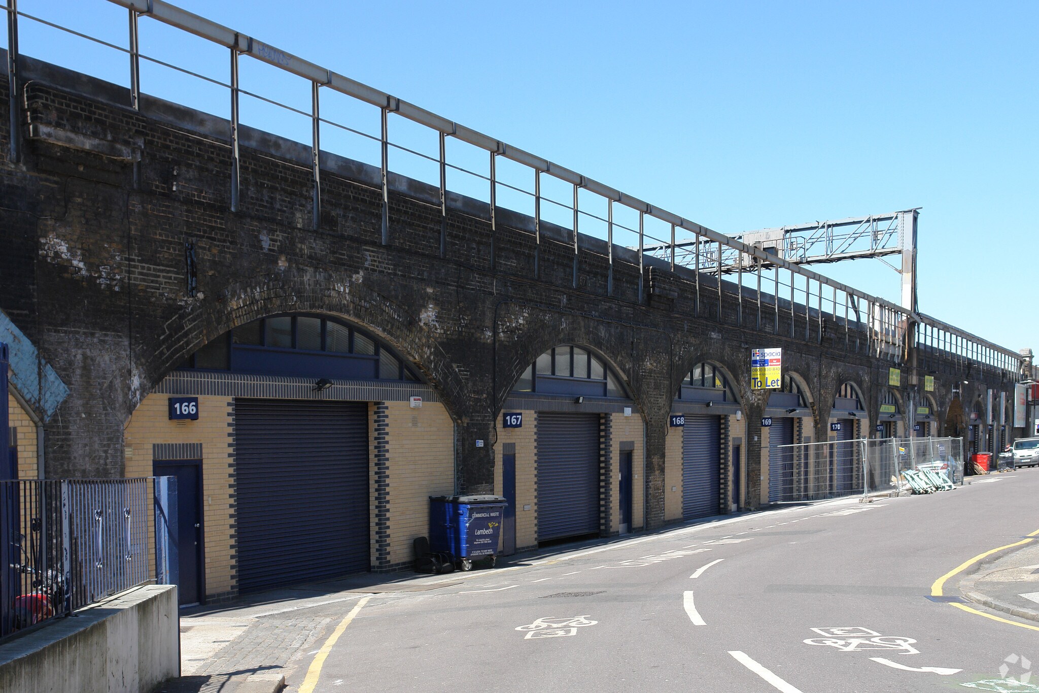 Sail St, Londres à louer Photo principale– Image 1 sur 2