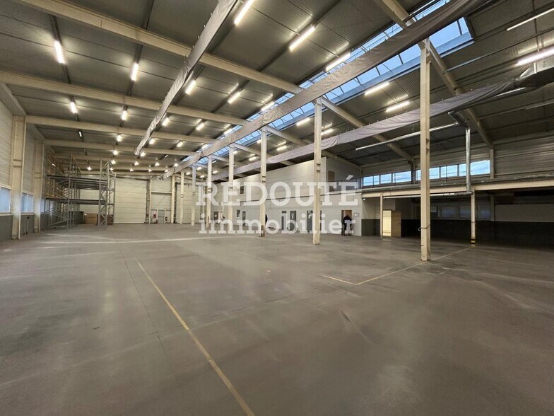 Industriel/Logistique dans Reims à louer - Photo de l’immeuble – Image 3 sur 13