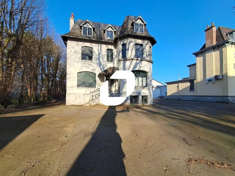 Bureau dans Saint-André-lez-Lille à louer - Photo de l’immeuble – Image 1 sur 8