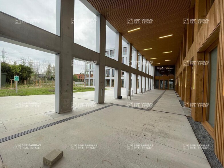 12 Rue Harald Stammbach, Wasquehal à louer - Hall d’entrée – Image 2 sur 9