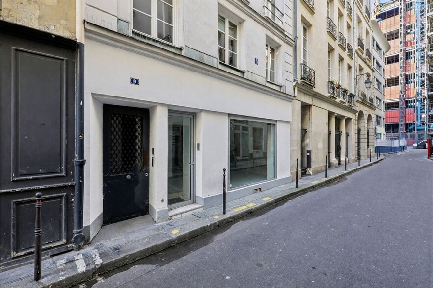 9 Rue Geoffroy L'Angevin, Paris à vendre - Photo de l’immeuble – Image 1 sur 15