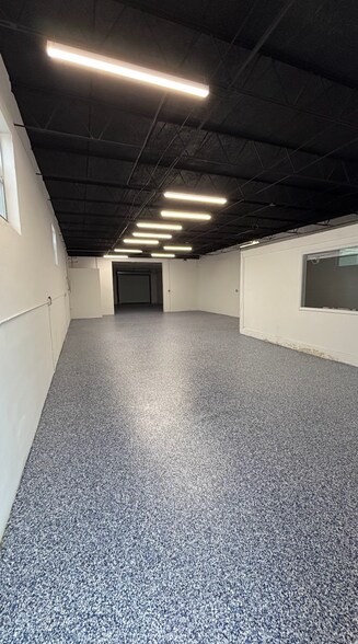 70-80 SW 5th St, Pompano Beach, FL à louer - Photo de l’immeuble – Image 2 sur 6