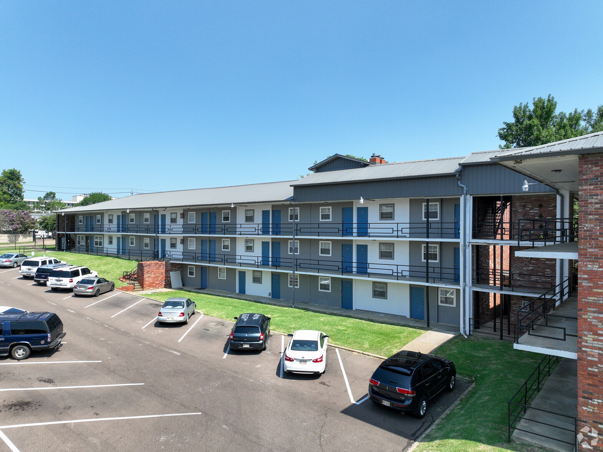700-712 N Jefferson St, Jackson, MS à vendre Photo principale– Image 1 sur 37