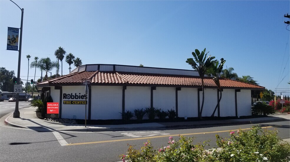 2310 S El Camino Real, San Clemente, CA à vendre - Photo de l’immeuble – Image 2 sur 18