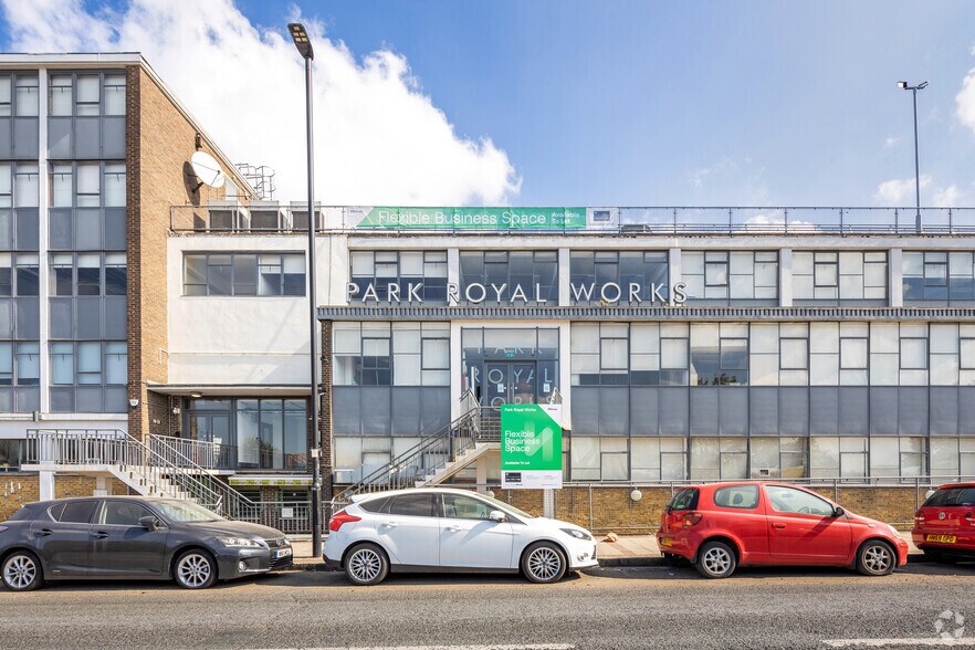 21-23 Park Royal Rd, Londres à louer - Photo principale – Image 1 sur 47