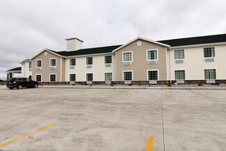 Plus de détails pour 2304 Sahlstrom Dr, Crookston, MN - Hôtellerie à vendre
