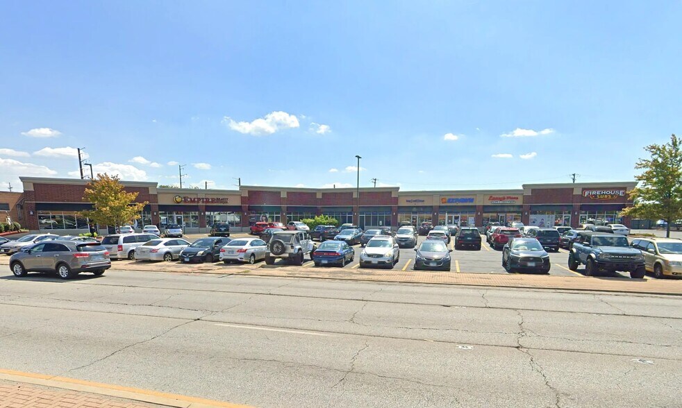 3102-3124 W North Ave, Melrose Park, IL à louer - Photo de l’immeuble – Image 3 sur 4