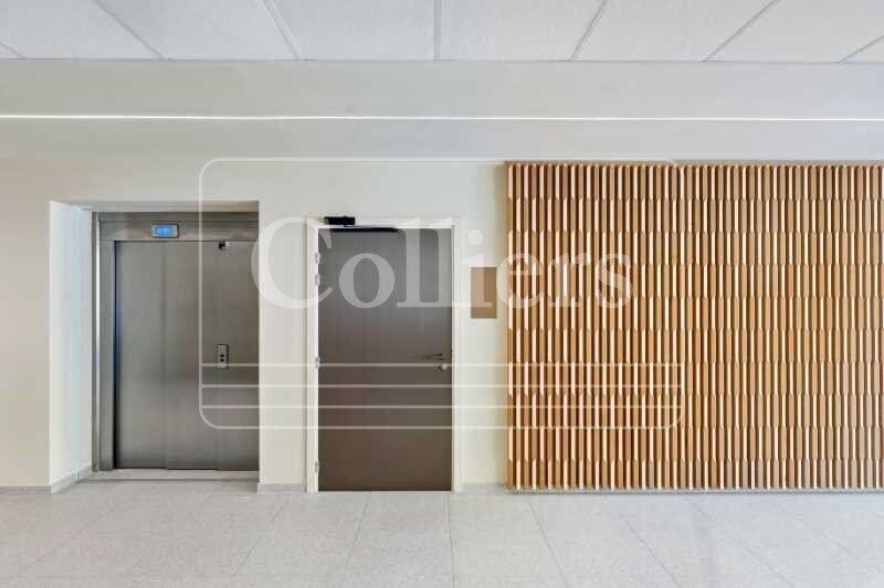 Bureau dans Marseille à vendre - Photo de l’immeuble – Image 3 sur 14