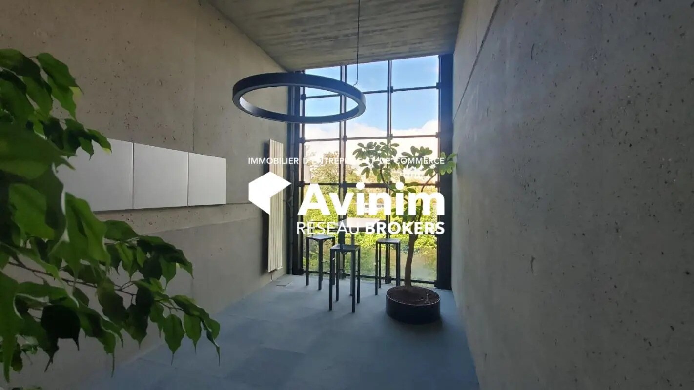 Bureau dans Epagny Metz-Tessy à louer Photo de l’immeuble– Image 1 sur 9