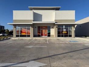 2510 Jacaman Rd, Laredo, TX à louer Photo intérieure– Image 1 sur 10