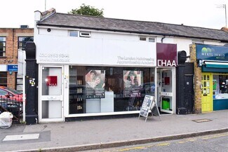 Plus de détails pour 20-22 Forest Rd, Loughton - Local commercial à vendre