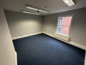 3-5 Mardol Gdns, Shrewsbury à louer Photo intérieure– Image 2 sur 6